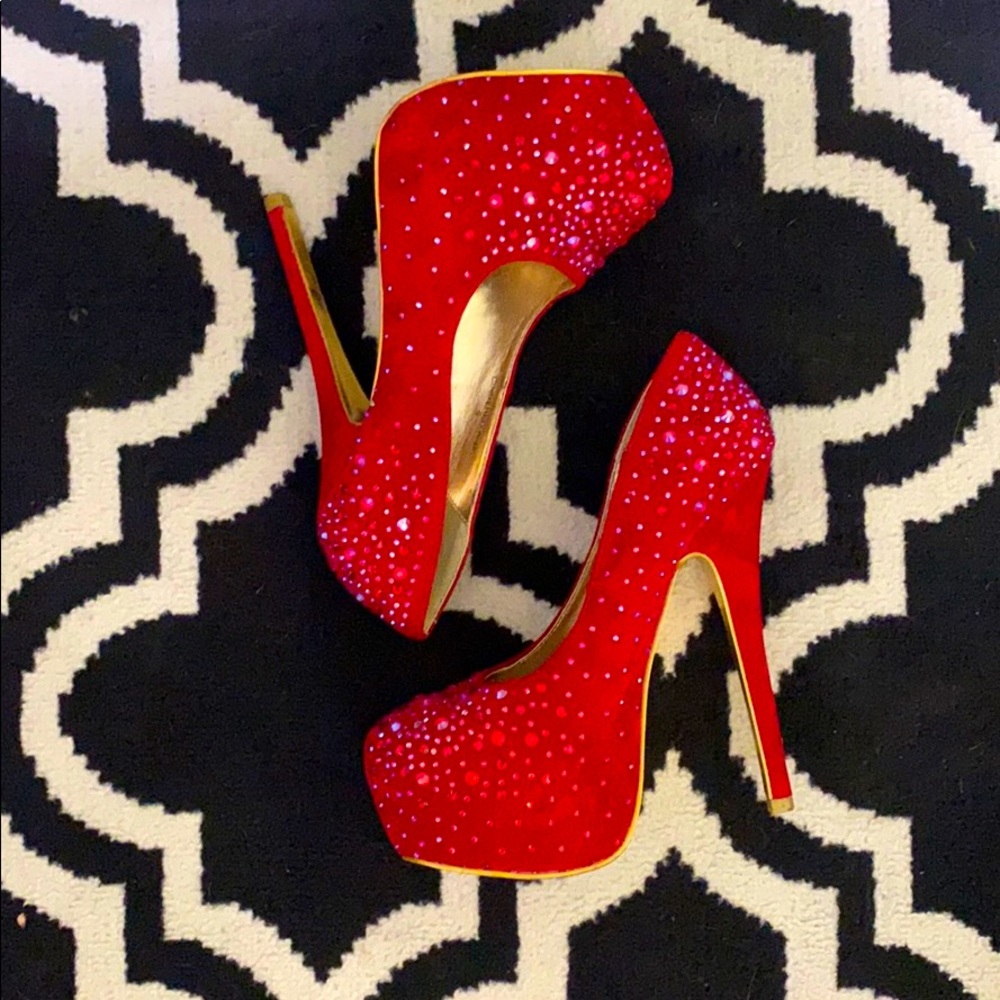 🌹💎Mascotte red heel BLINGY❤️💎